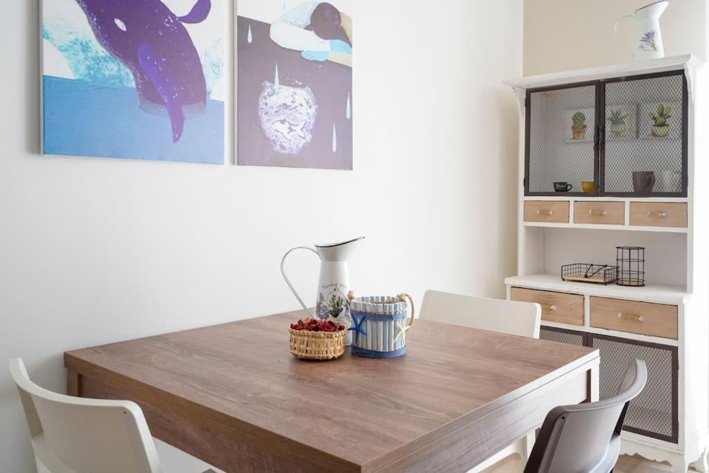 Mediterranea Apartment- Central Station - Free Wifi&Netflix Bari Kültér fotó