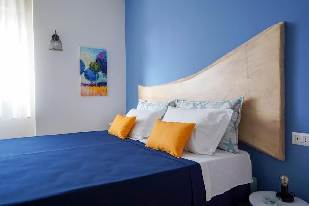 Mediterranea Apartment- Central Station - Free Wifi&Netflix Bari Kültér fotó