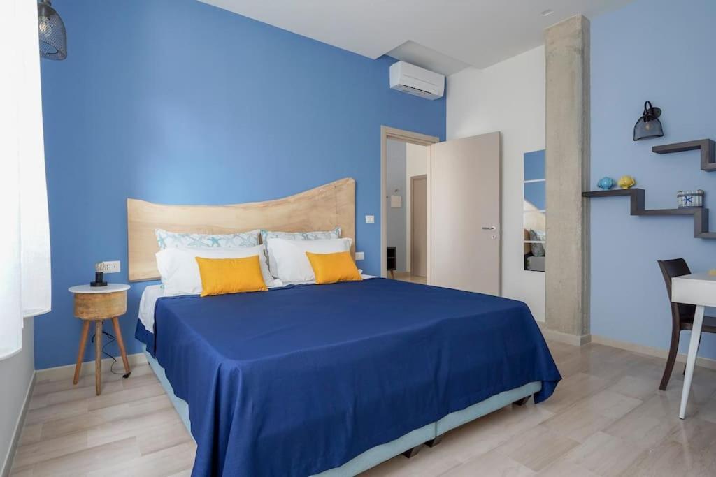 Mediterranea Apartment- Central Station - Free Wifi&Netflix Bari Kültér fotó