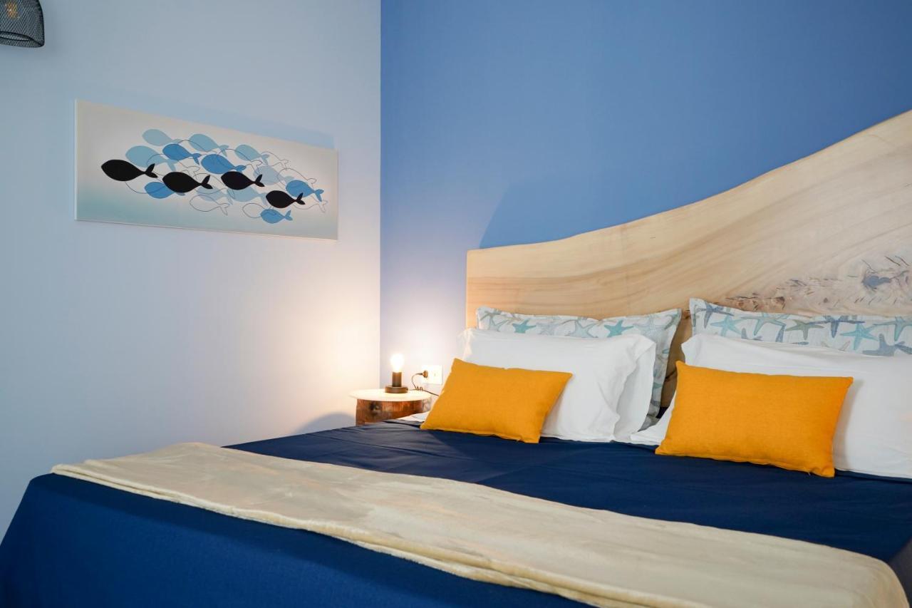 Mediterranea Apartment- Central Station - Free Wifi&Netflix Bari Kültér fotó