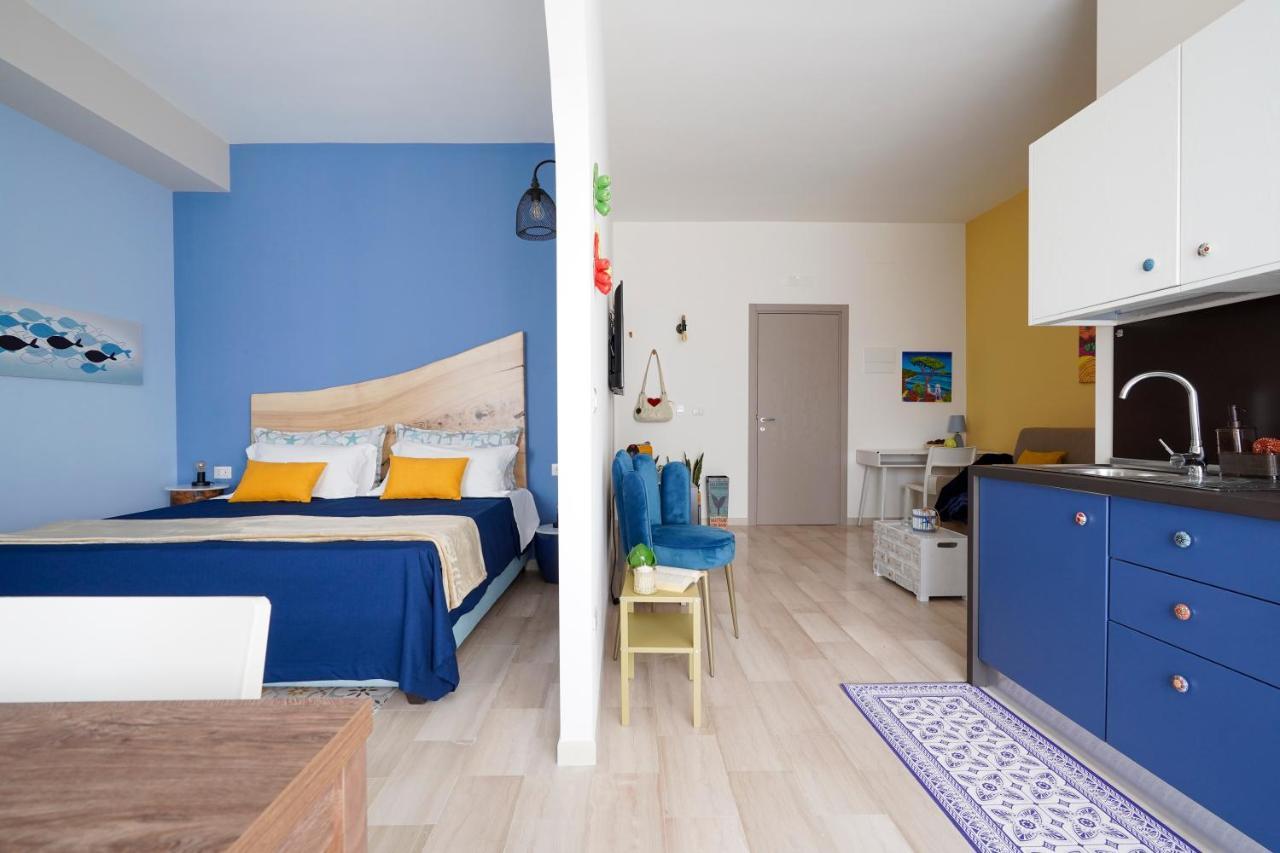 Mediterranea Apartment- Central Station - Free Wifi&Netflix Bari Kültér fotó