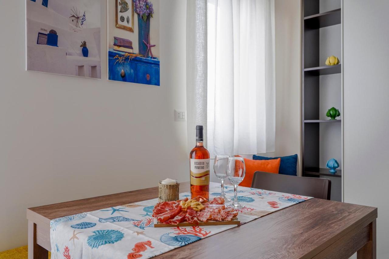 Mediterranea Apartment- Central Station - Free Wifi&Netflix Bari Kültér fotó