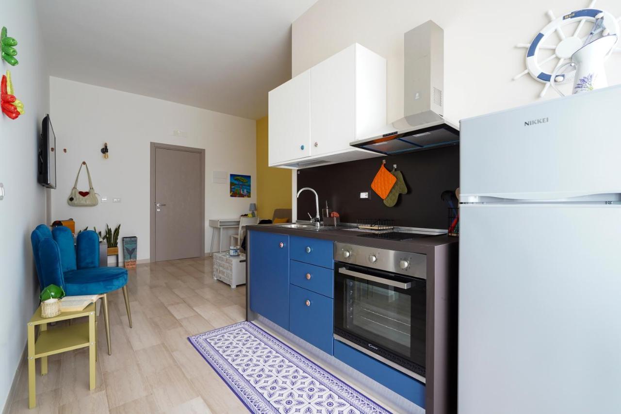Mediterranea Apartment- Central Station - Free Wifi&Netflix Bari Kültér fotó
