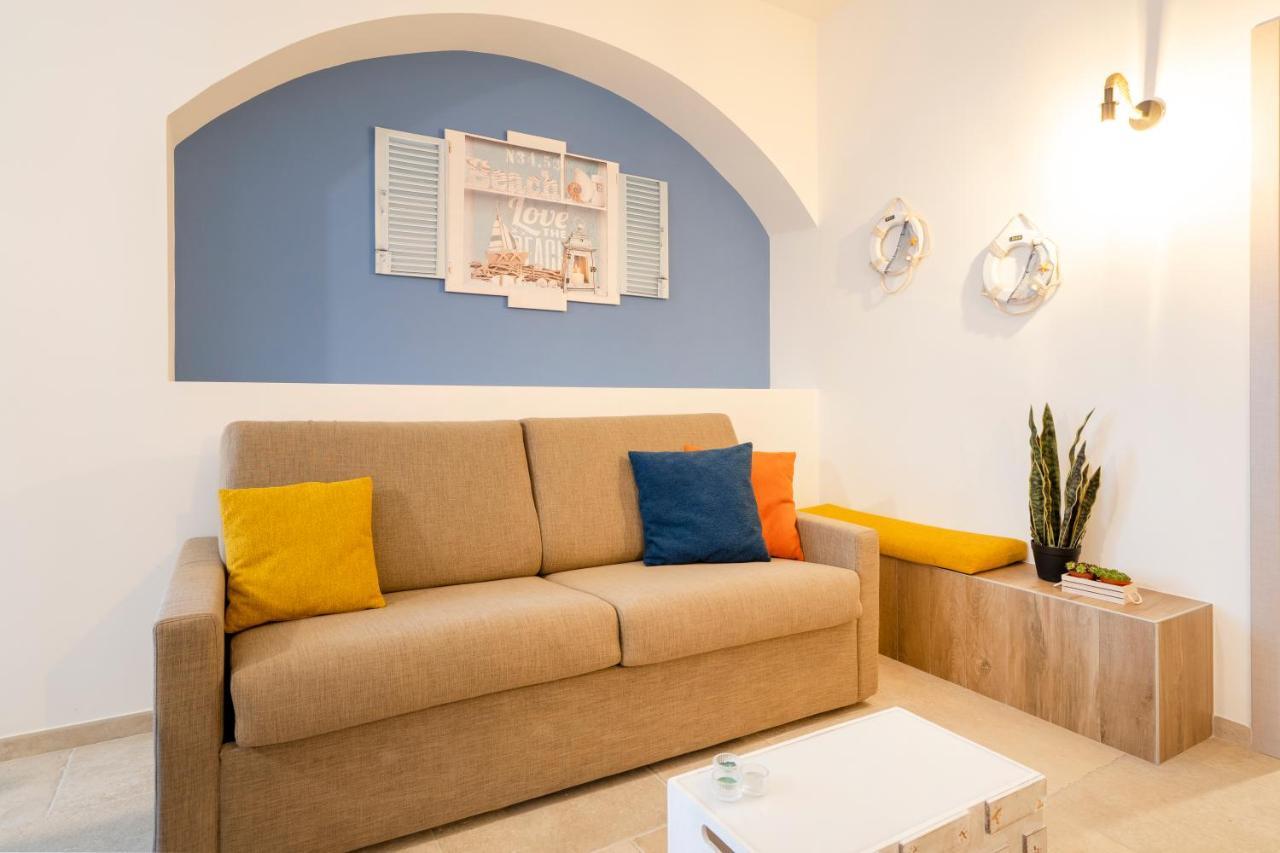 Mediterranea Apartment- Central Station - Free Wifi&Netflix Bari Kültér fotó