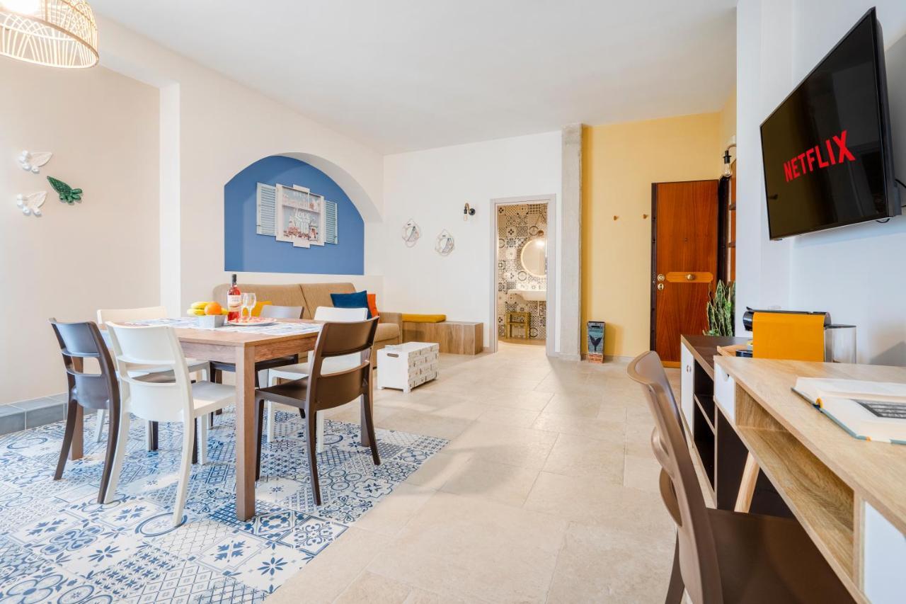 Mediterranea Apartment- Central Station - Free Wifi&Netflix Bari Kültér fotó