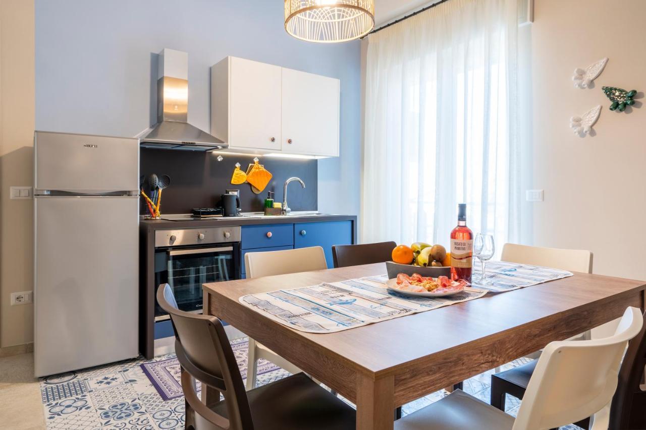 Mediterranea Apartment- Central Station - Free Wifi&Netflix Bari Kültér fotó
