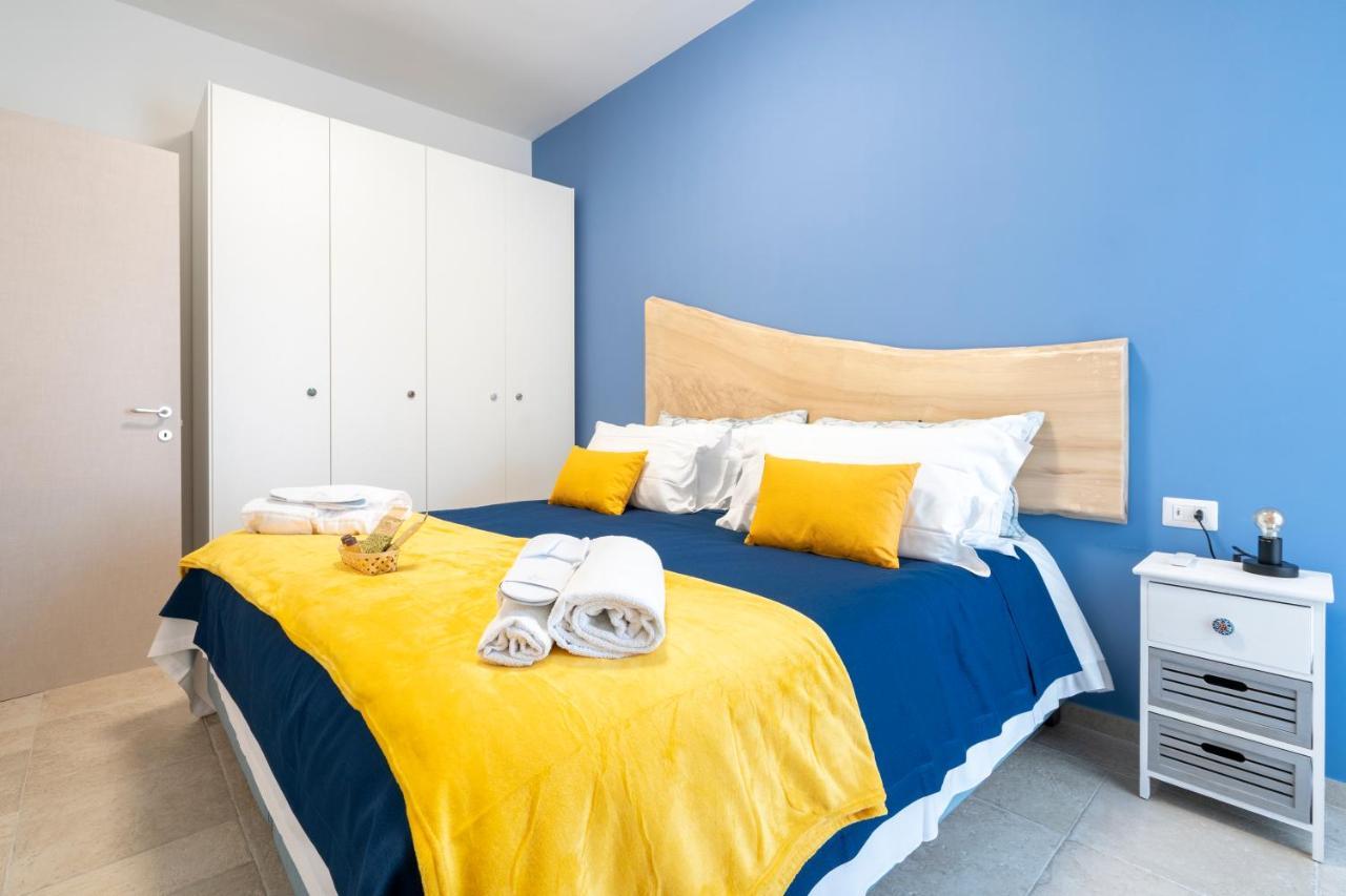 Mediterranea Apartment- Central Station - Free Wifi&Netflix Bari Kültér fotó